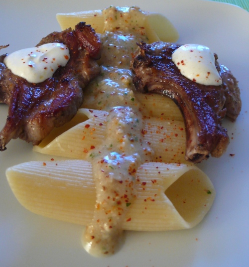 Agneau au pesto de noix