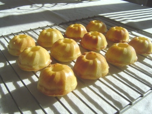 1er Post 1ère recette : Baba au rhum et ananas rôtis aux épices de Pierre Hermé 1er Post 1ère recette : Baba au rhum et ananas rôtis aux épices de Pierre Hermé
