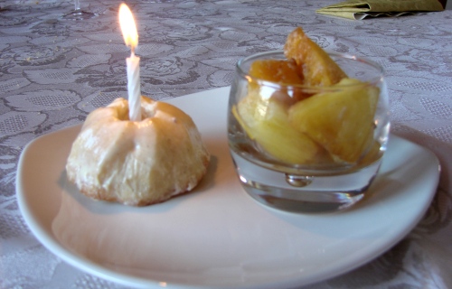 1er Post 1ère recette : Baba au rhum et ananas rôtis aux épices de Pierre Hermé 1er Post 1ère recette : Baba au rhum et ananas rôtis aux épices de Pierre Hermé