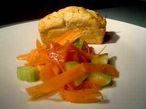 Cake italien et crudités en salade undefined