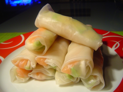 Rouleau de printemps au saumon fumé