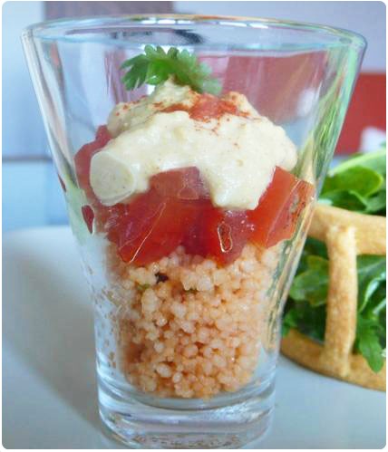 verrine-taboule-houmous1 Tartine feuilletée, verrine de taboulé à l’houmous et roquette en cage : Trio d’entrée estivale