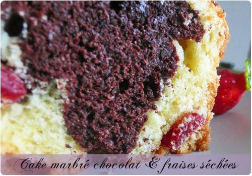 cake-choco-fraise41 Marbré choco / fraises séchées