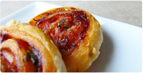 feuilletee-bacon-tomate3 Roulés feuilletés à la tomate et au bacon