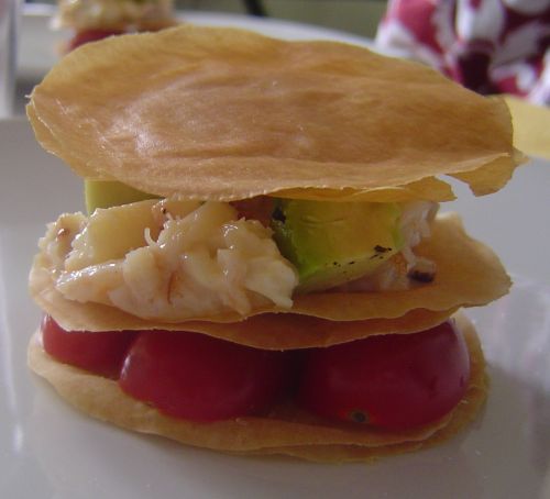 mille-feuille-de-crabe-avocat-et-tomate-cerise2 Mille feuilles de crabes aux tomates cerises