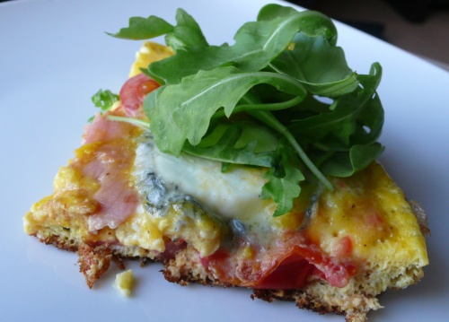 omeletteechevre Omelette de chèvre sainte maure, tomates cerises et bacon