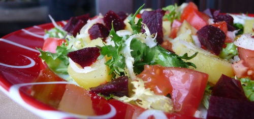 salade-tricolor Brick de saumon à la truite fumée et salade multicolore