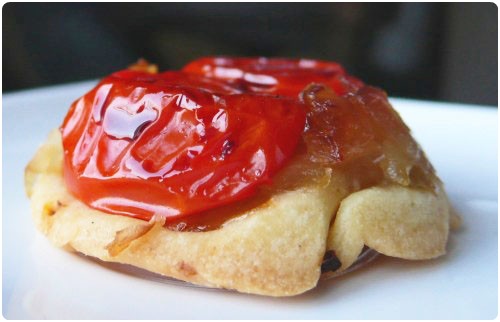 tatin-oignon-tomate31 Mini tatin de tomates cerises et oignon