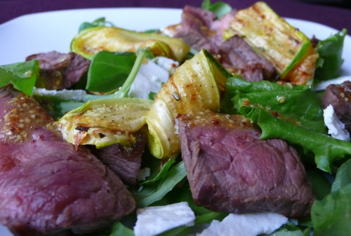 boeuf-tiede-feta-courgette2 Boeuf tiède, courgettes grillées et feta