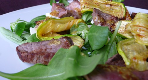 boeuf-tiede-feta-courgette3 Boeuf tiède, courgettes grillées et feta