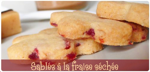 sable-fraise-sechee3 Petits sablés à la fraise séchée