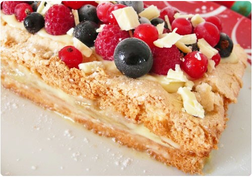 buche-banane-rhum-fruit-rouge Bûche à la banane, rhum et fruits rouges