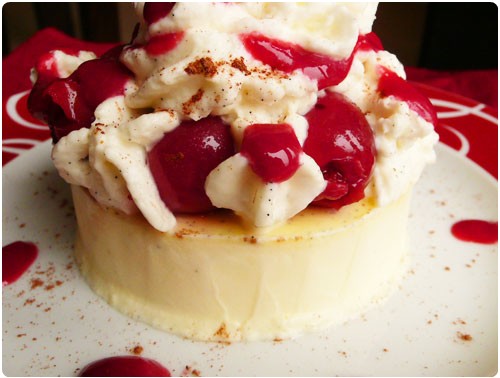 explosion-vanille-griotte5 Explosion vanille & griotte (entremet)
